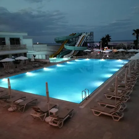 Hotel Orcas Imperial Palace