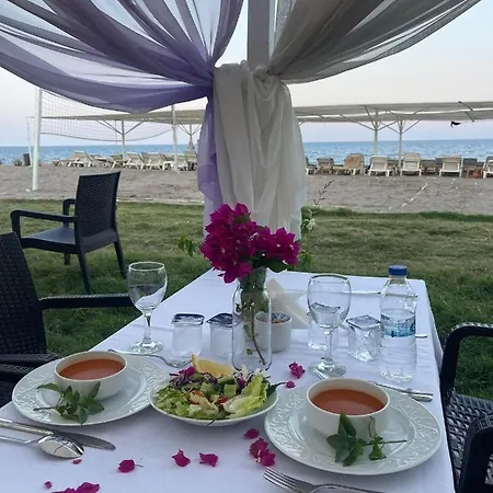 Orcas Imperial Palace Hotel